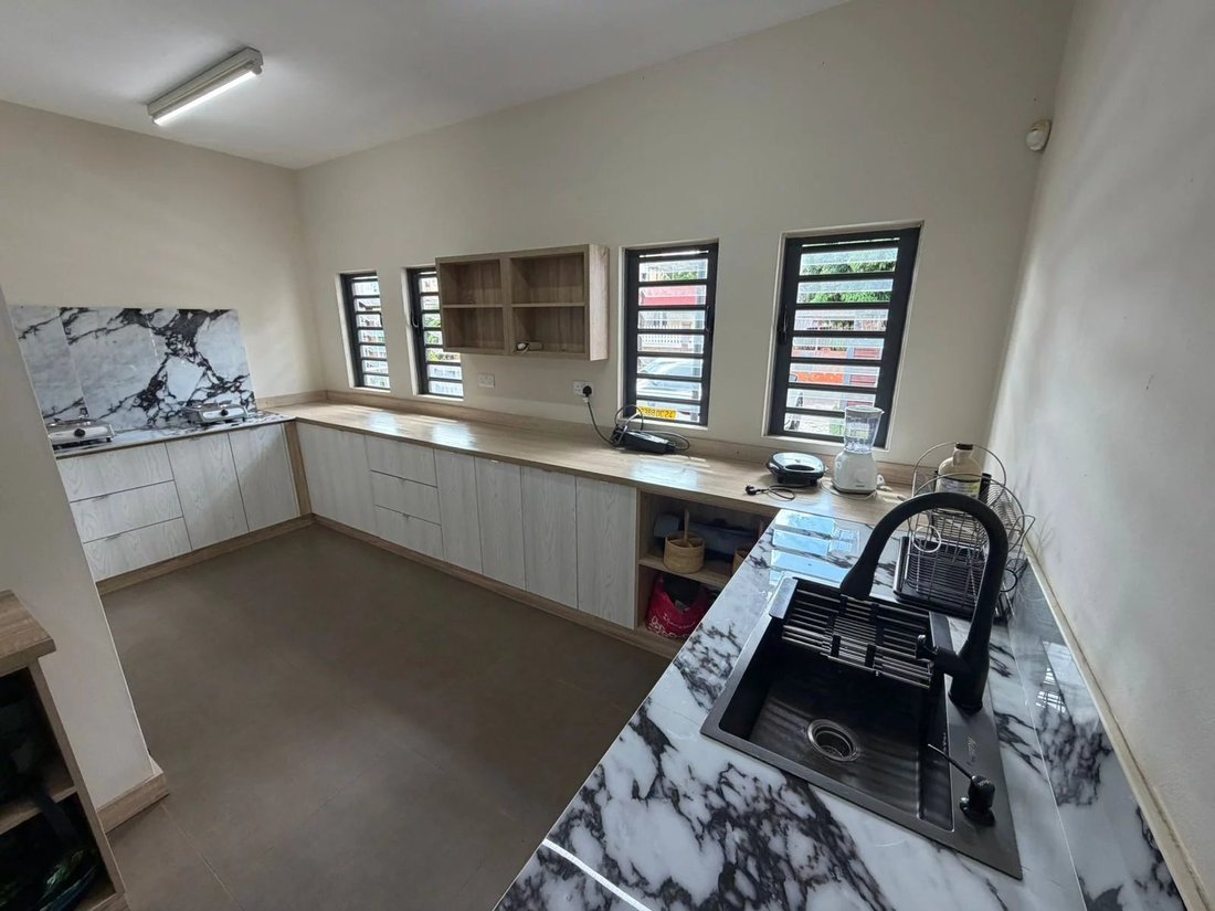 House in Tombeau Bay, Pamplemousses District, Mauritius 5 - 16777202