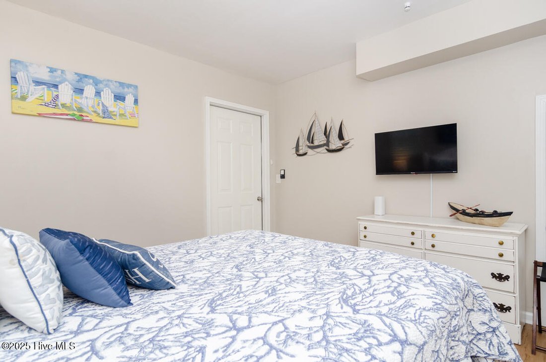 Condo in Carolina Beach, North Carolina, United States 4 - 16778029
