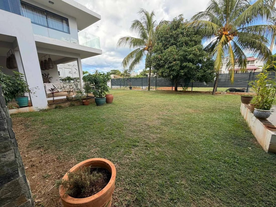 House in Tombeau Bay, Pamplemousses District, Mauritius 2 - 16777202
