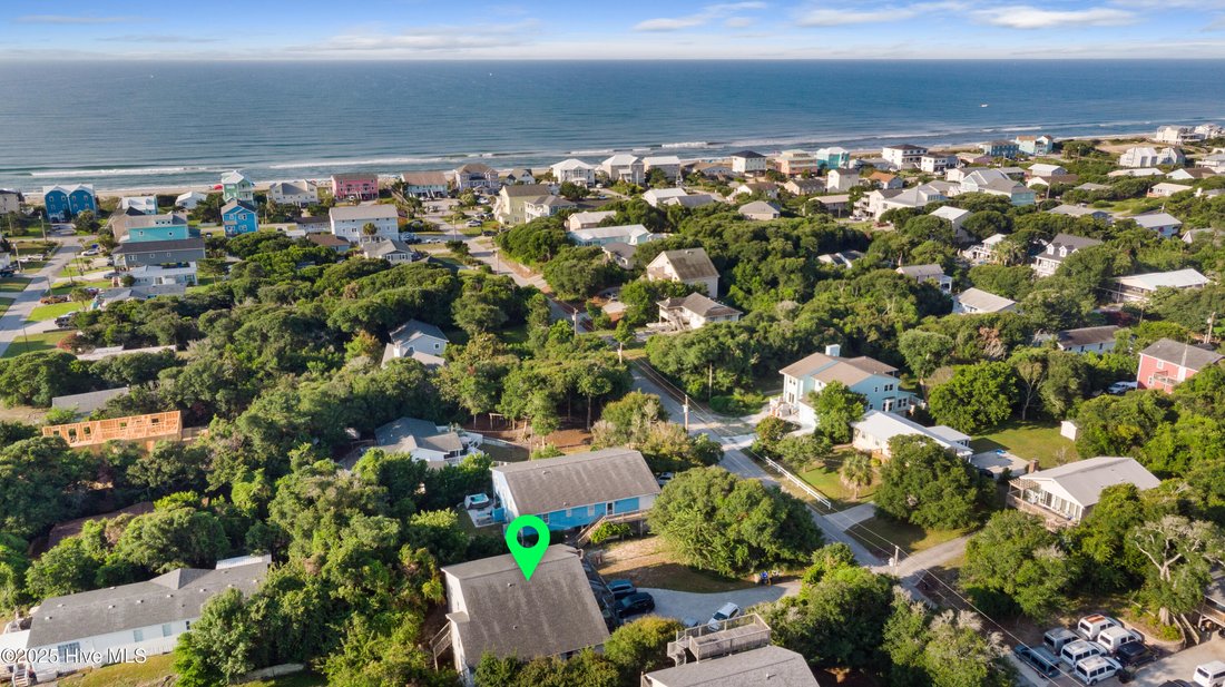 House in Emerald Isle, North Carolina, United States 2 - 16777314