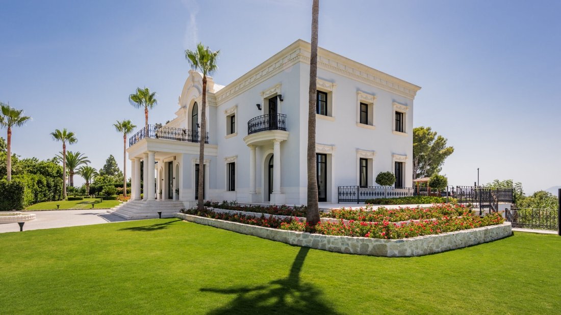 Estate in Marbella, Andalusia, Spain 5 - 16781312