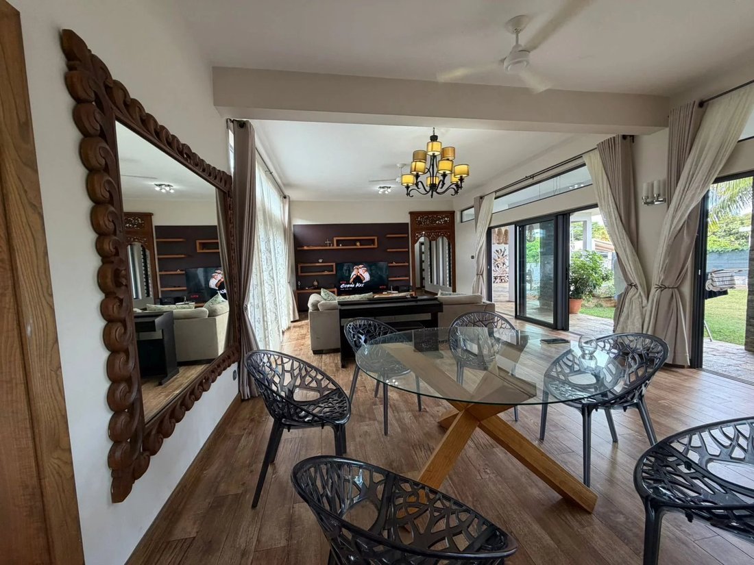 House in Tombeau Bay, Pamplemousses District, Mauritius 3 - 16777202