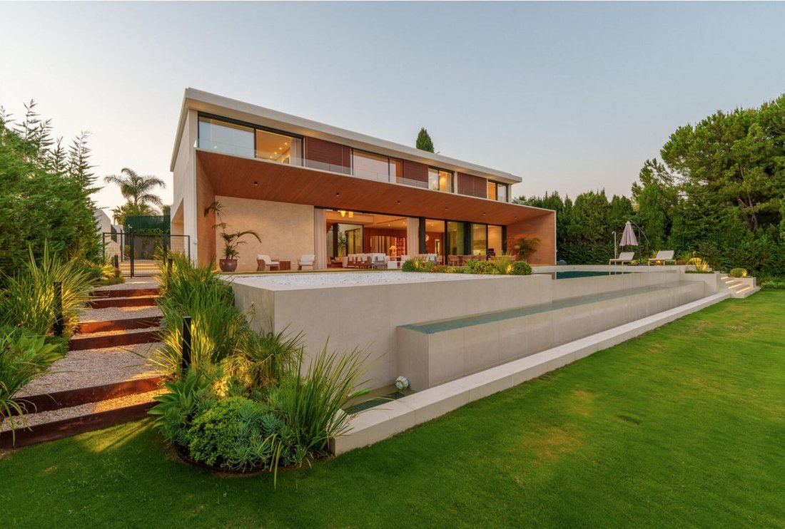 Villa in Guadalmina Alta, San Pedro de Alcantara, Spain 5 - 16780805