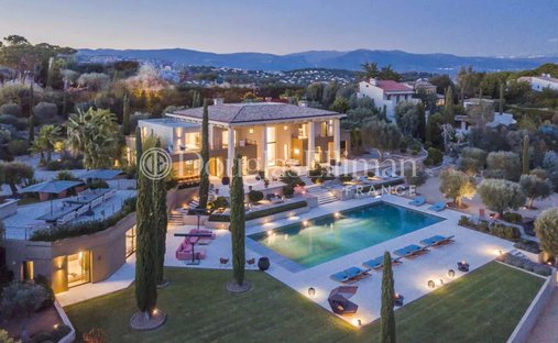 Villa in La Maure-Super Cannes, Vallauris, France 1