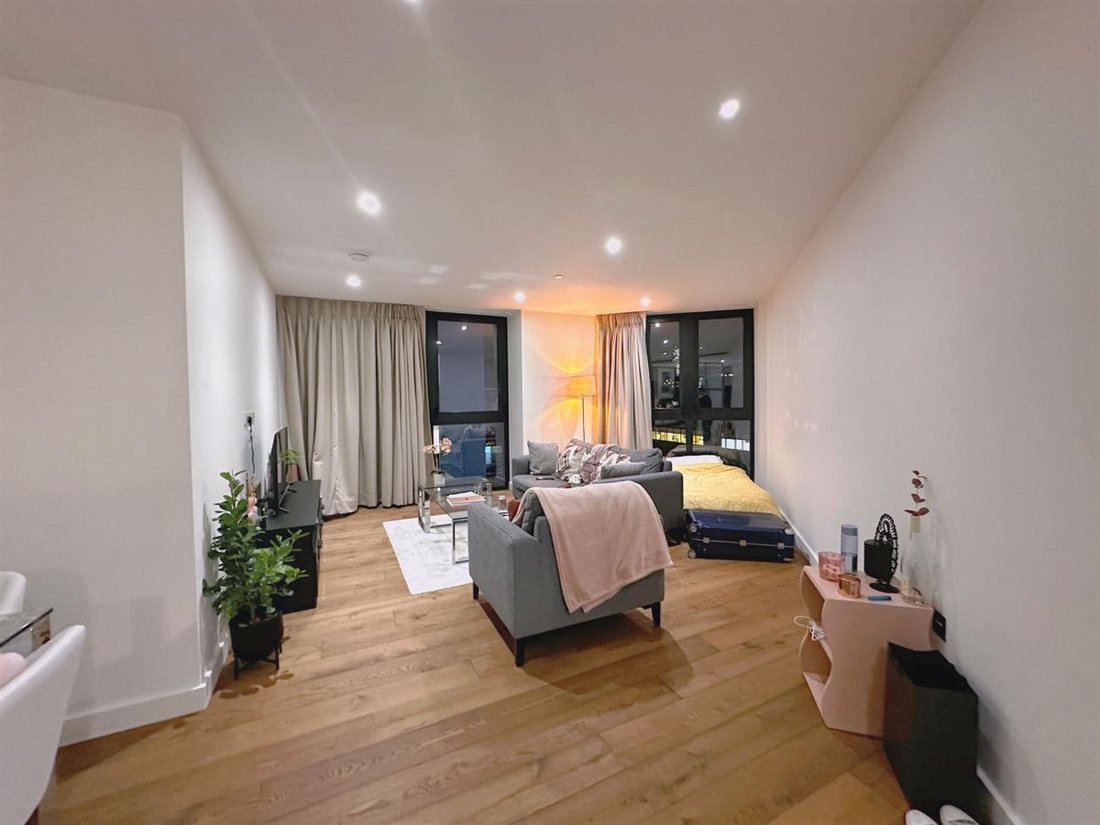 Apartment in Tower Hill, Tower Hamlets, England 3 - 16776883