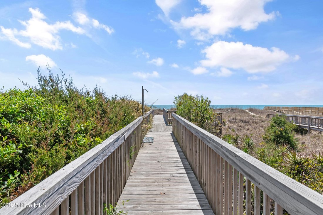 House in Holden Beach, North Carolina, United States 5 - 16777950