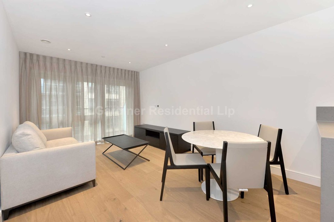 House in Ealing (London Borough of Ealing), Ealing, England 2 - 16776947