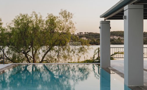 Villa in Koinotita Portoxeliou, Kranidi, Greece 1