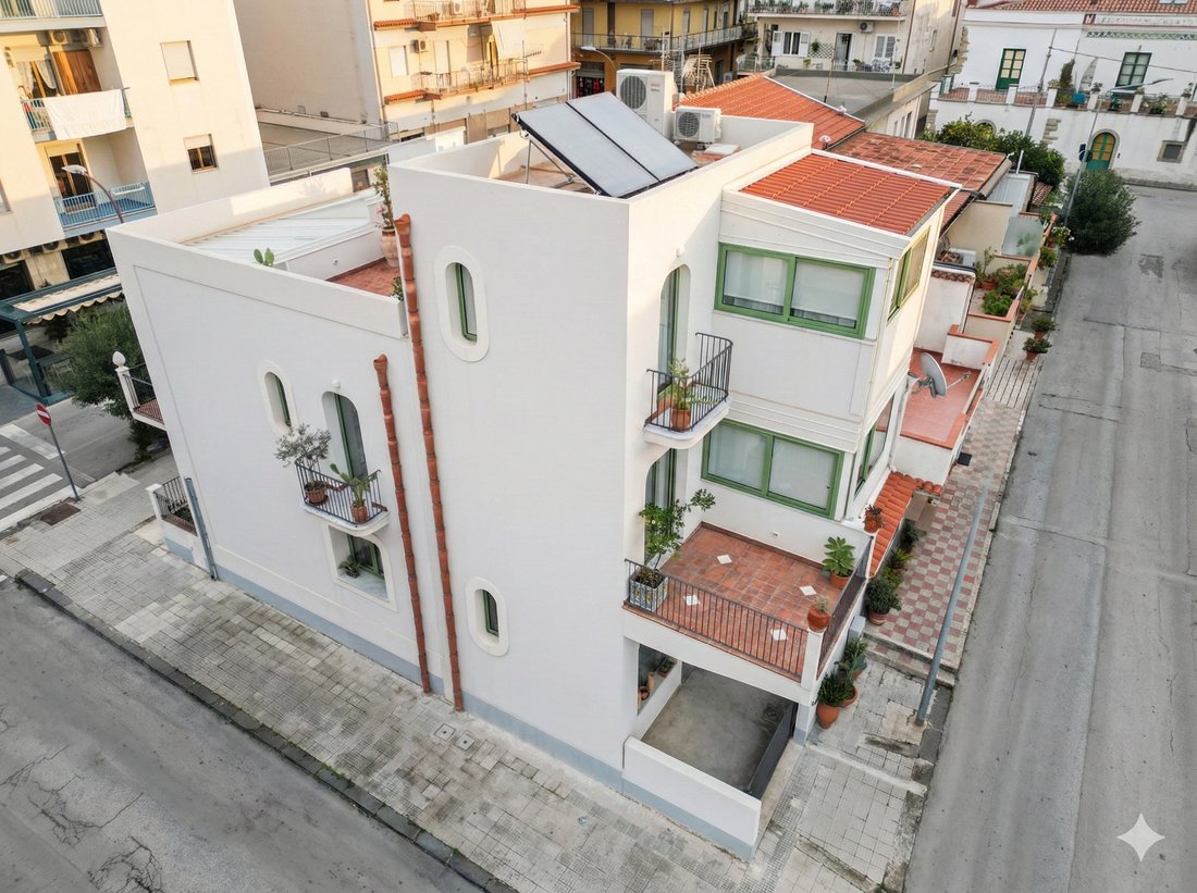 House in Capo d'Orlando, Sicily, Italy 1 - 16783359