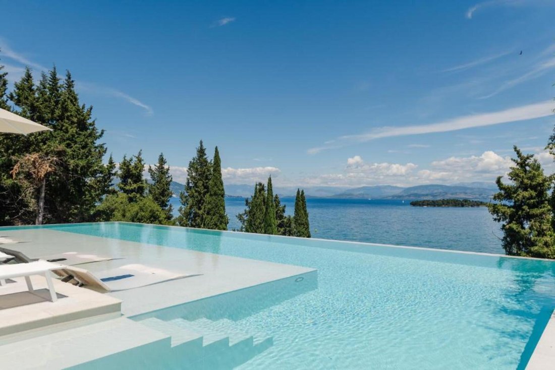 Villa in Korfu, Peloponnese, Western Greece and the Ionian, Griechenland 1 - 16782845