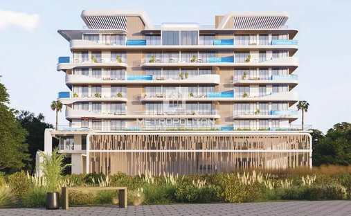 Apartment in Nakhlat Deira, Dubai, United Arab Emirates 1