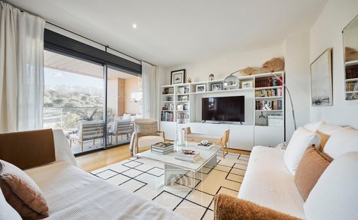 Castle for Sale in Hortaleza, Madrid, Spain