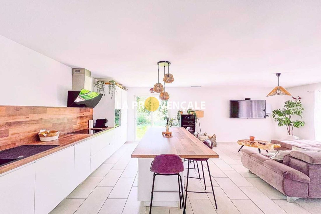 Villa in Greasque, Provence-Alpes-Côte d'Azur, France 2 - 16782815
