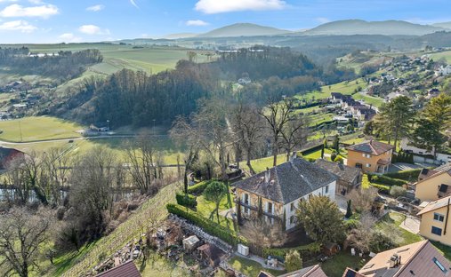 House in Orbe, Vaud, Switzerland 1
