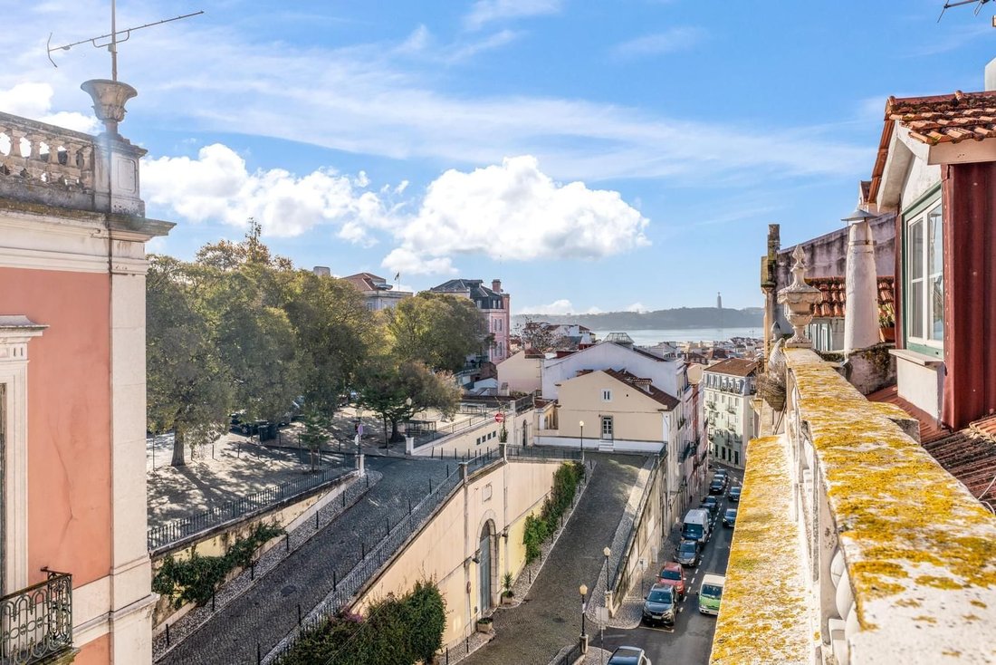 Apartment in Santo Antonio, Lisbon, Portugal 5 - 16783902