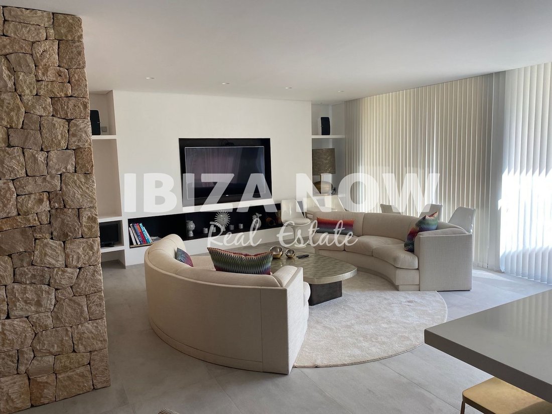 Villa in Cala Llonga, Ibiza, Santa Eularia des Riu, Balearic Islands 5 - 16783876