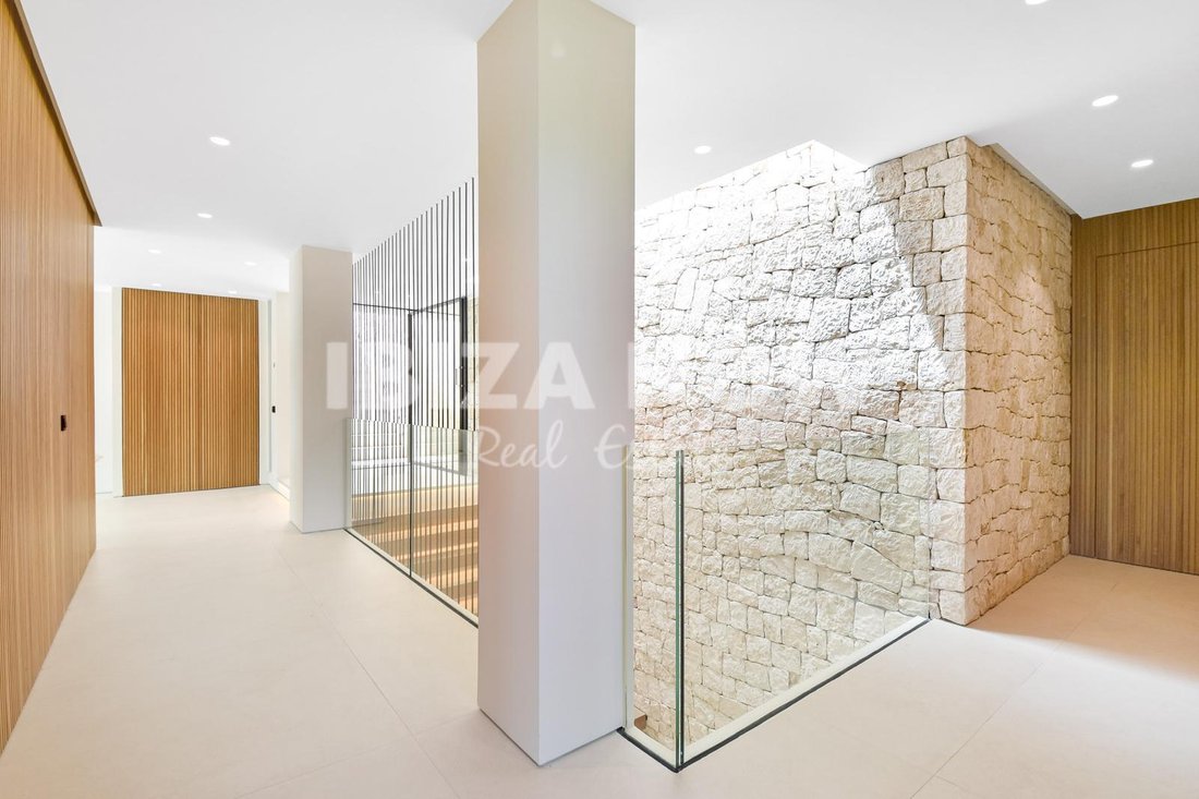 Villa in Jesus, Santa Eularia des Riu, Balearic Islands 3 - 15397748