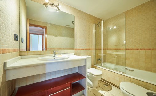 Castle for Sale in Hortaleza, Madrid, Spain