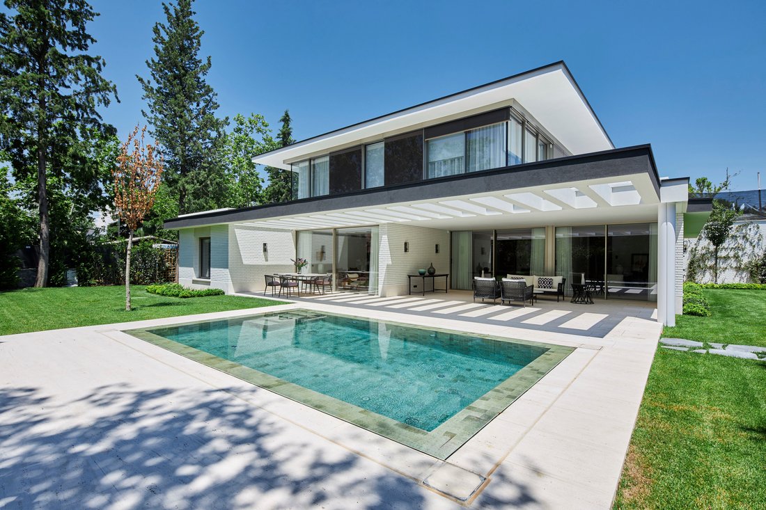 Villa in Moncloa-Aravaca, Madrid, Spain 3 - 16784328