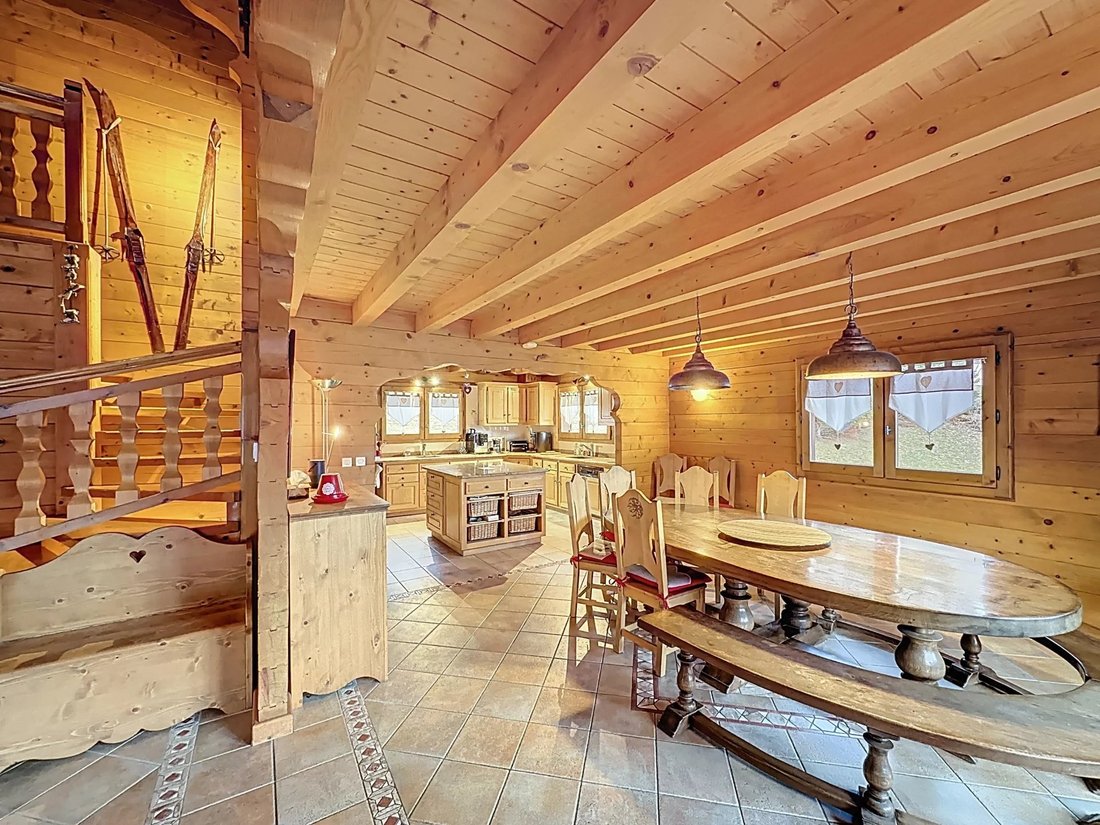 Chalet in Châtel, Auvergne-Rhône-Alpes, France 4 - 15823246