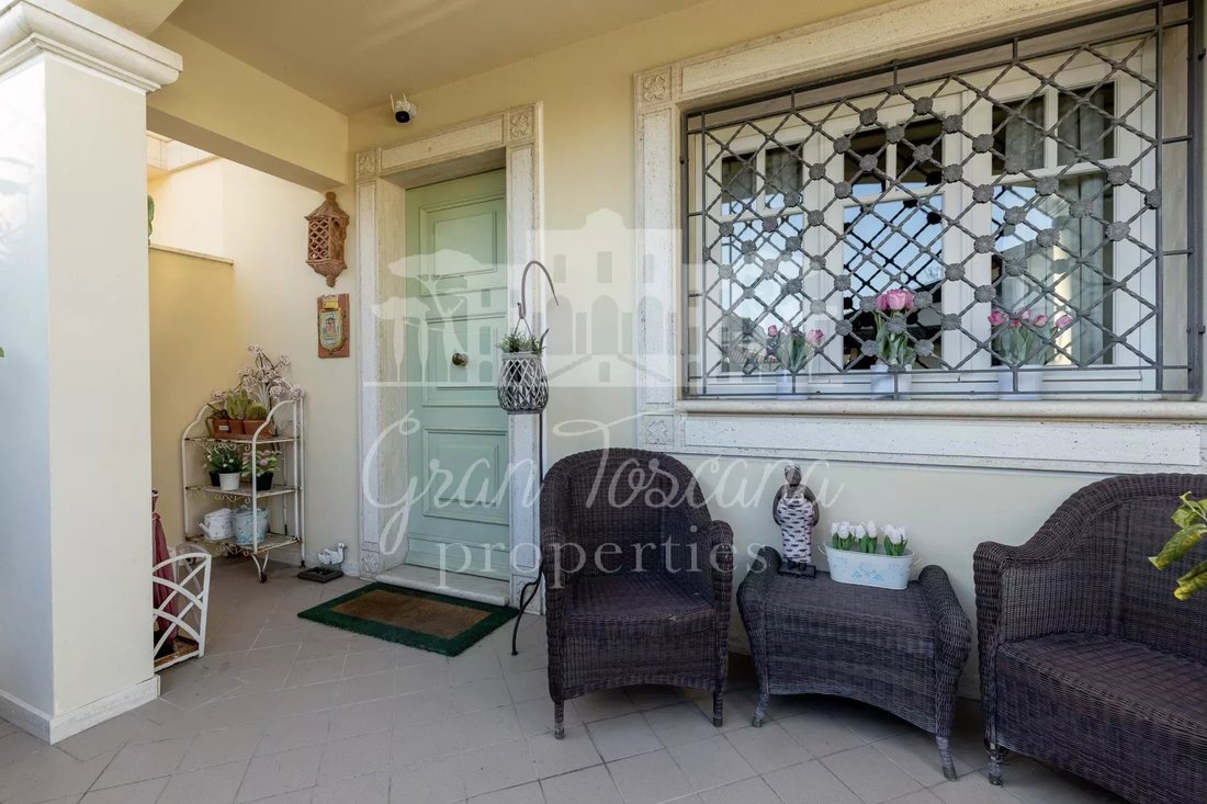 House in Center, Forte dei Marmi, Tuscany 5 - 16784520