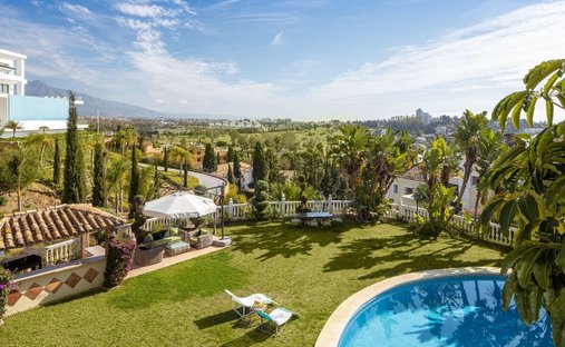 Villa a El Paraíso, Benahavís, Spagna 1