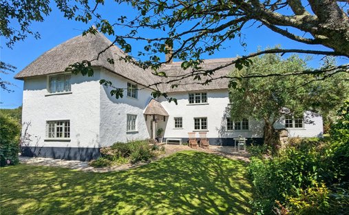House in Knowle, Sidmouth, England 1