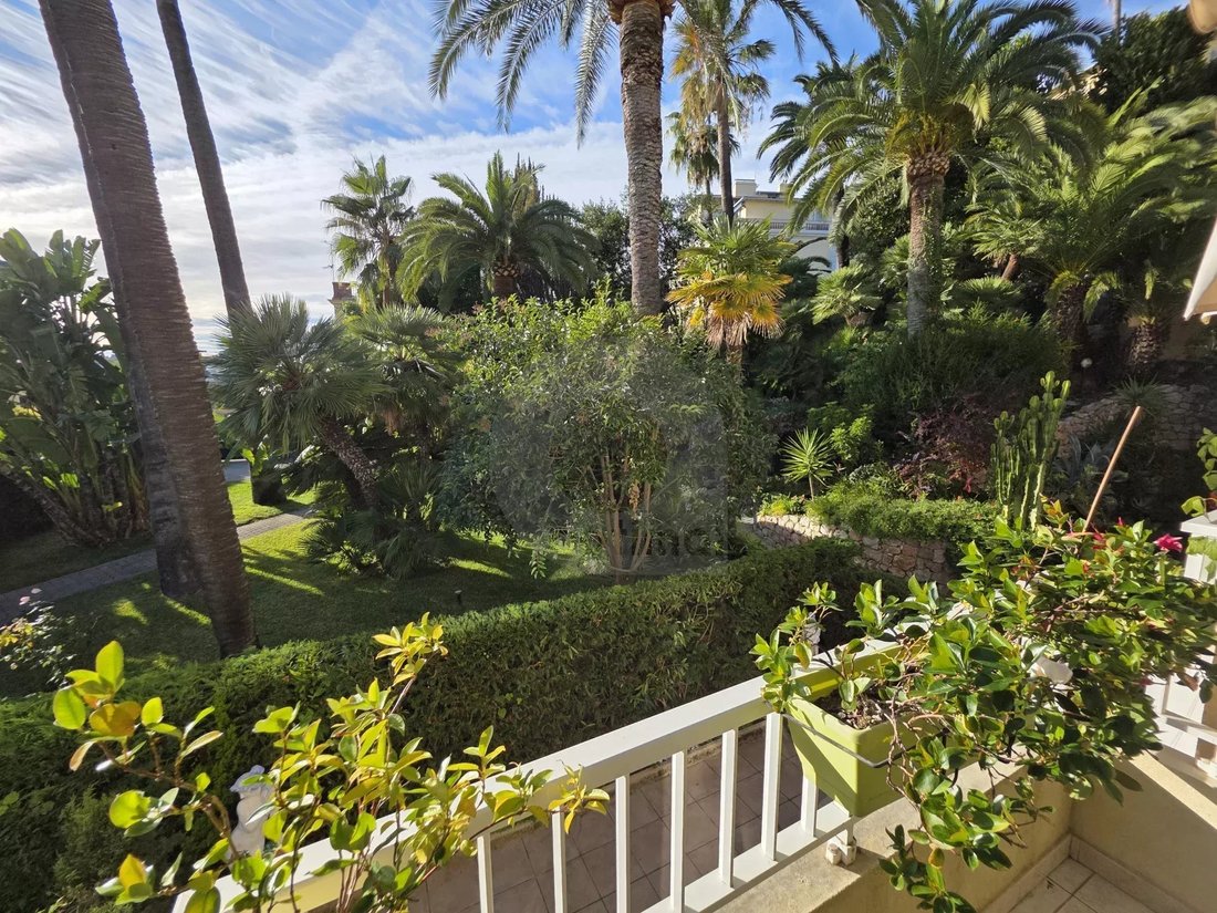 Apartment in Menton, Provence-Alpes-Côte d'Azur, France 1 - 16784429