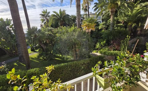 Apartment in Menton, Provence-Alpes-Côte d'Azur, France 1