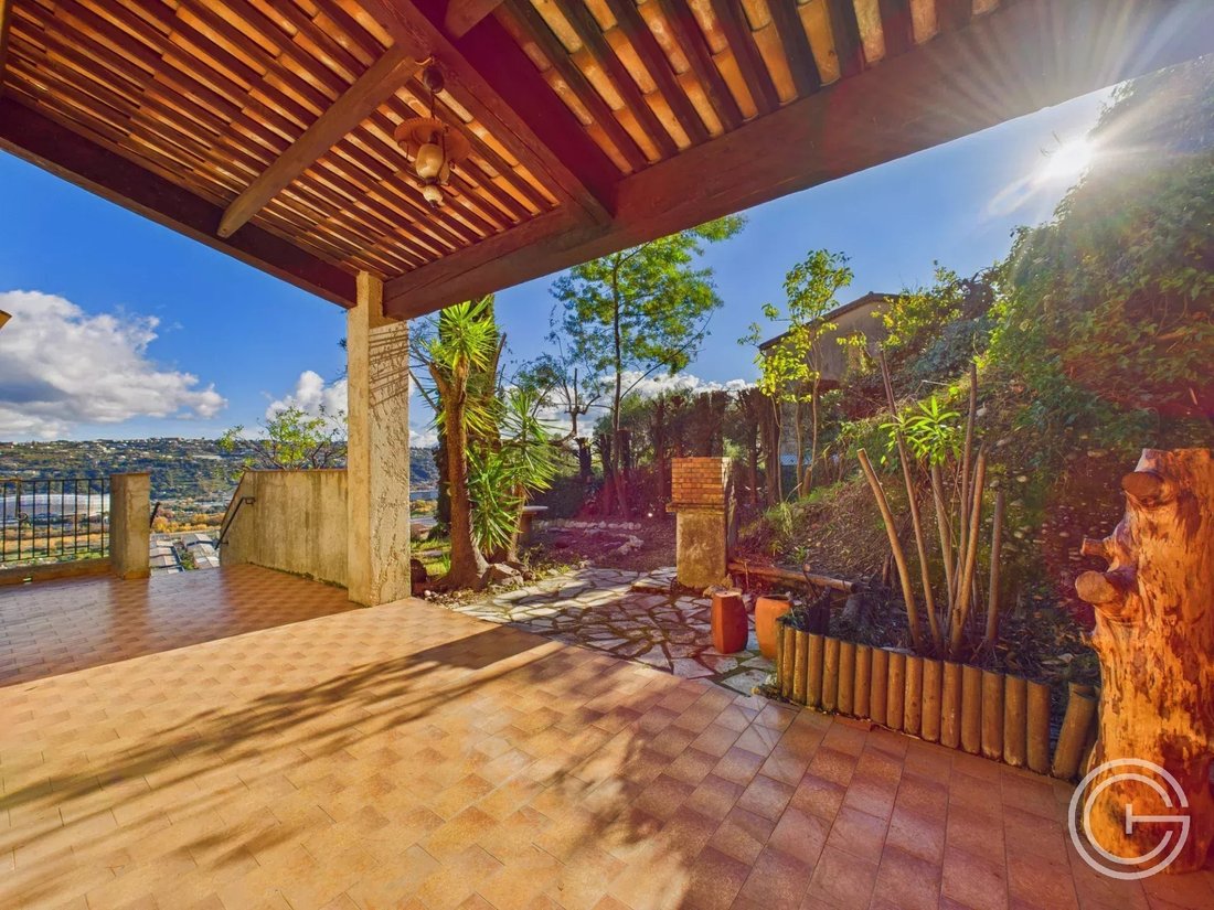 Villa in Saint-Laurent-du-Var, Provence-Alpes-Côte d'Azur, France 5 - 16784463
