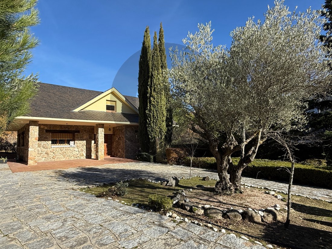 House in Navacerrada, Comunidad de Madrid, Spain 2 - 16752779