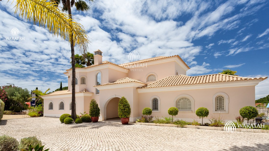 Villa in Vale do Lobo, Almancil, Portugal 2 - 16784916