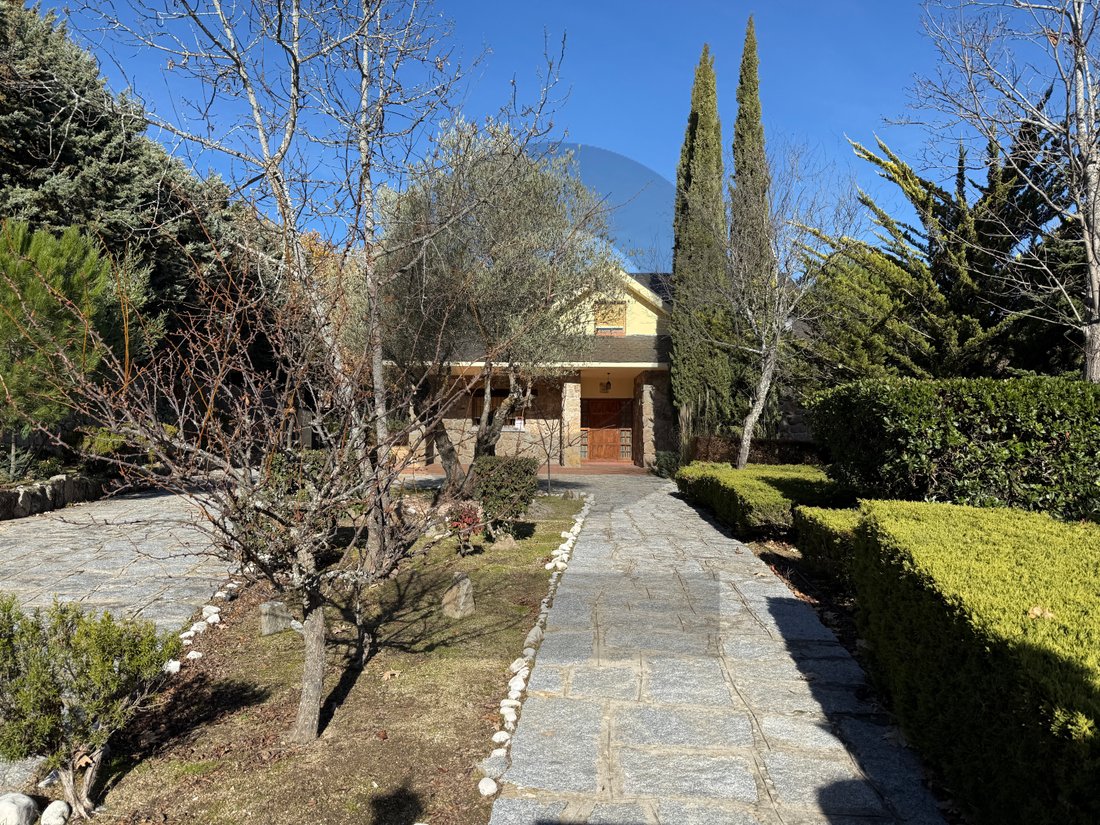 House in Navacerrada, Comunidad de Madrid, Spain 1 - 16752779