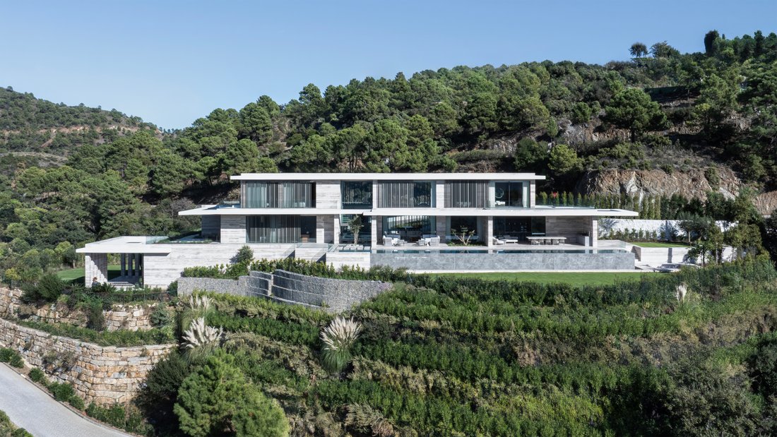 Villa in La Zagaleta, Benahavis, Andalusia 2 - 16575378