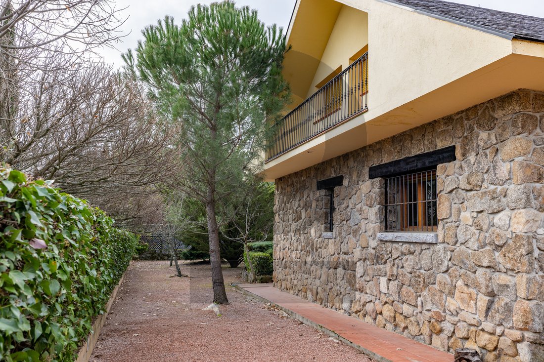 House in Navacerrada, Comunidad de Madrid, Spain 4 - 16752779