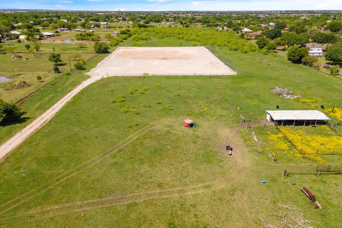 House in Crowley, Texas, United States 3 - 16784795
