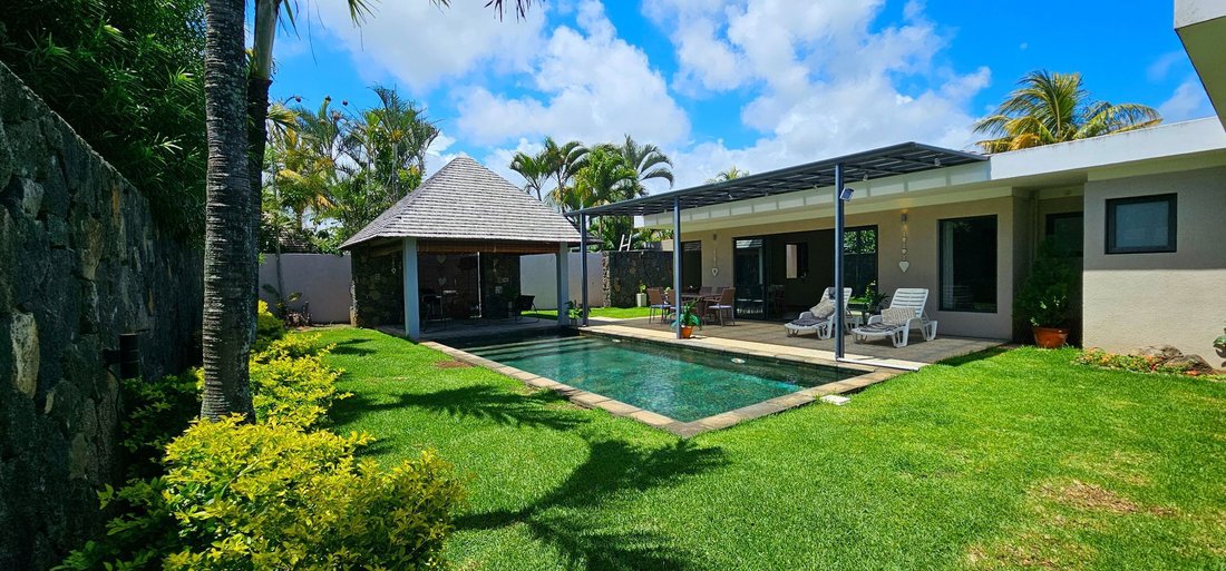 House in Grand Baie, Rivière du Rempart District, Mauritius 1 - 16786835