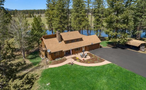 House in Chiloquin, Oregon, United States 1