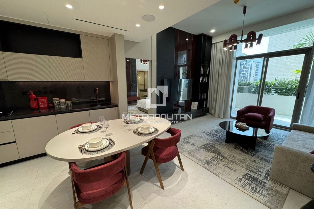 Apartment in Al Satwa, Dubai, United Arab Emirates 2 - 15456927