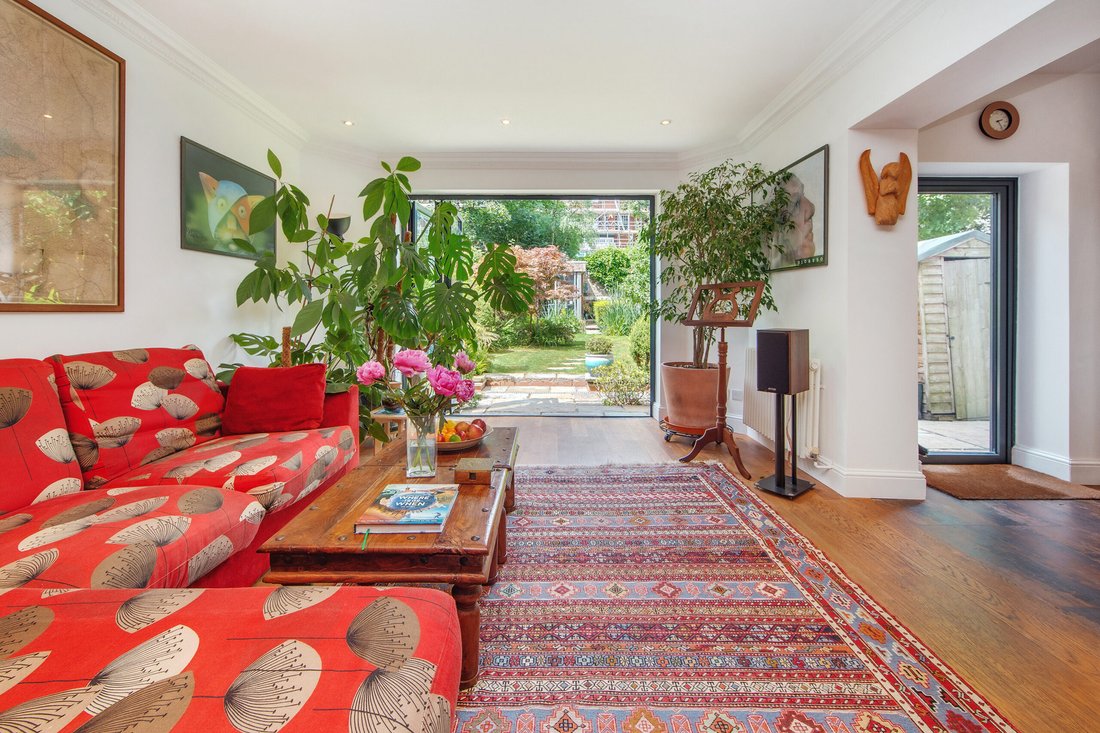 Apartment in West Hampstead, Camden, England 2 - 16786790