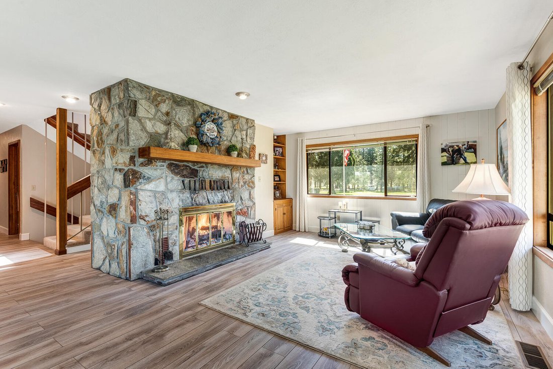 House in Chiloquin, Oregon, United States 4 - 16787289
