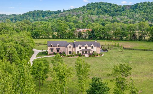 House in College Grove, Tennessee, United States 1
