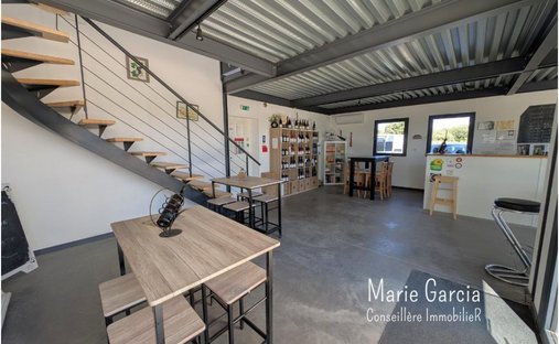 12th Century Fortified Castle On A Park Of Over 1 Ha