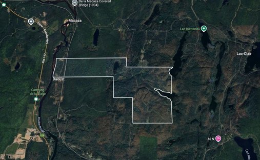 Land in La Macaza, Québec, Kanada 1