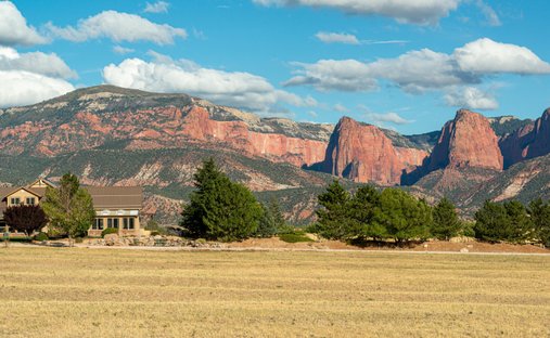 House in New Harmony, Utah, United States 1