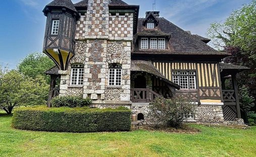 Castle for Sale in Pont-Audemer, Normandy, France