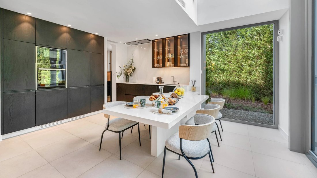 Villa in Estepona, Andalusia, Spain 5 - 16795446