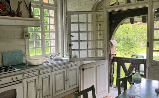 Castle for Sale in Pont-Audemer, Normandy, France