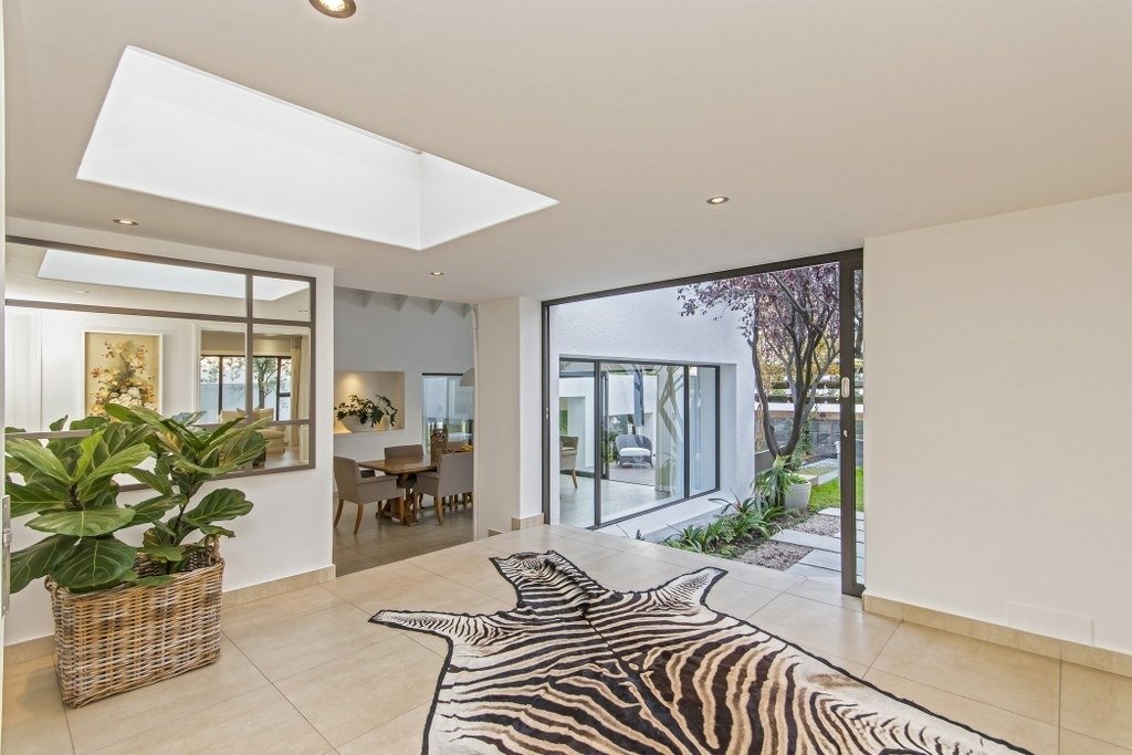 House in Sandton, City of Johannesburg Metropolitan Municipality, South Africa 1 - 16785648