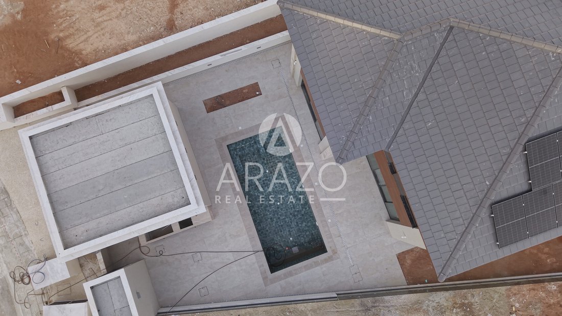 Villa in Agios Tychon, Limassol, Cyprus 1 - 14767690